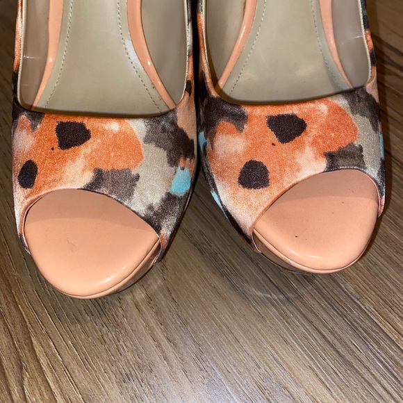 Aldo Multicolor Satin Heels - Picture 7 of 7